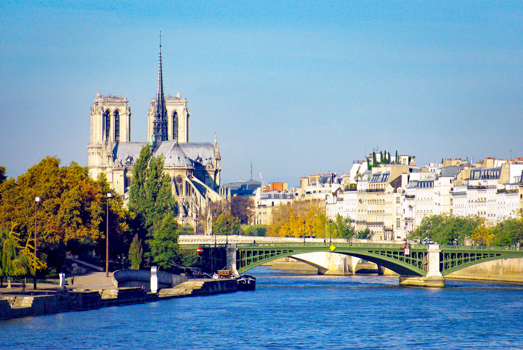 Quais de la Seine © French Moments