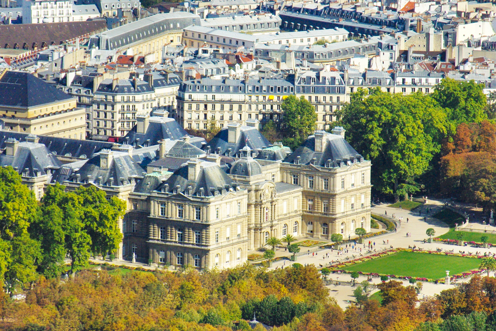 Paris-Tour-Montparnasse-33-copyright-French-Moments Palais du Luxembourg © French Moments
